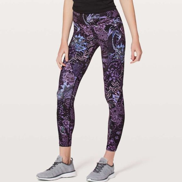 Lululemon Athletica Chasing Miles Tight 